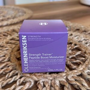Ole Henriksen Strengh Trainer Peptide Boost Moisturizer